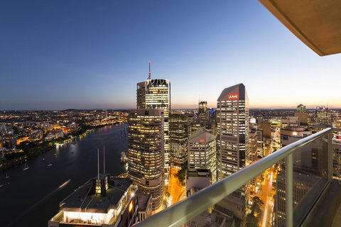 Oaks Brisbane Aurora Suites - Surfers Paradise Gold Coast 10