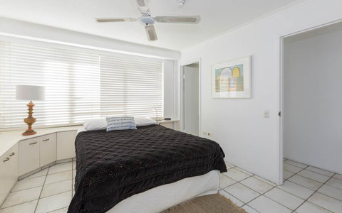 South Pacific Plaza - Official - Surfers Paradise Gold Coast 31