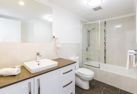South Pacific Plaza - Official - Surfers Paradise Gold Coast 8