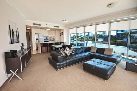 Reflection On The Sea - Surfers Paradise Gold Coast 39