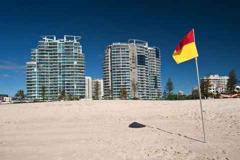 Reflection On The Sea - Surfers Paradise Gold Coast 32