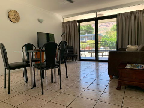 Townsville Holiday Apartments - Surfers Paradise Gold Coast 5
