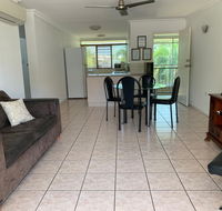 Townsville Holiday Apartments - Surfers Paradise Gold Coast