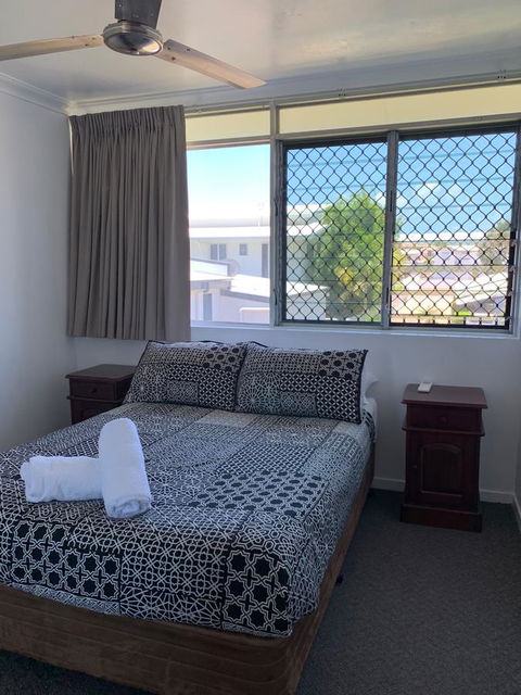 Townsville Holiday Apartments - Surfers Paradise Gold Coast 6