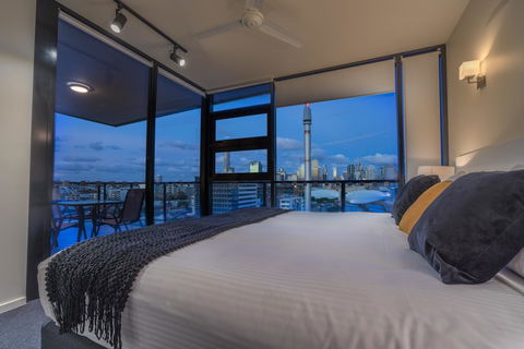 Arena Apartments By CLLIX - Surfers Paradise Gold Coast 9