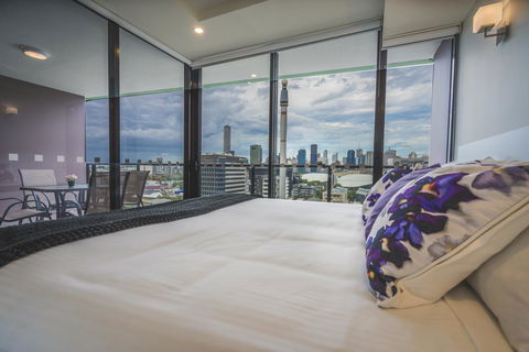 Arena Apartments By CLLIX - Surfers Paradise Gold Coast 16