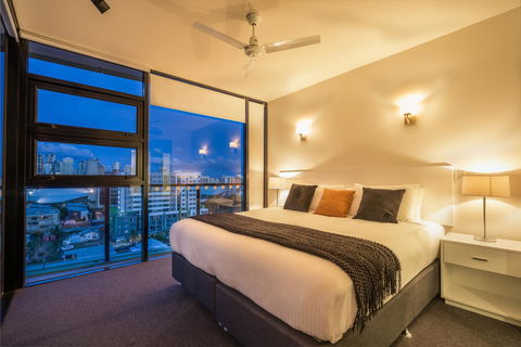 Arena Apartments By CLLIX - Surfers Paradise Gold Coast 13