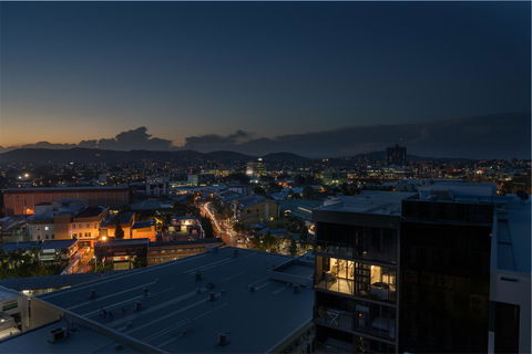 Arena Apartments By CLLIX - Surfers Paradise Gold Coast 25