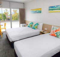 Palm Beach Hotel - Surfers Paradise Gold Coast