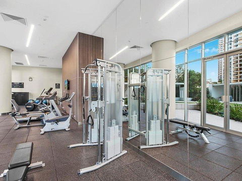 H Star Residences-- Paradise Stayz - Surfers Paradise Gold Coast 23