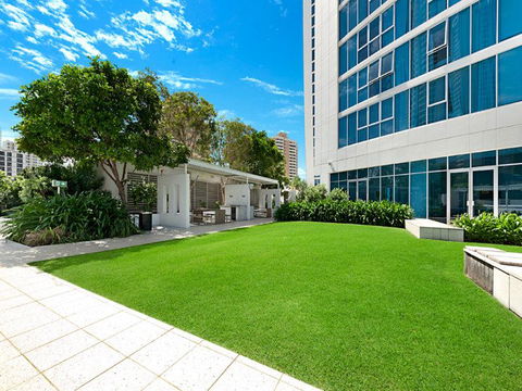 H Star Residences-- Paradise Stayz - Surfers Paradise Gold Coast 24