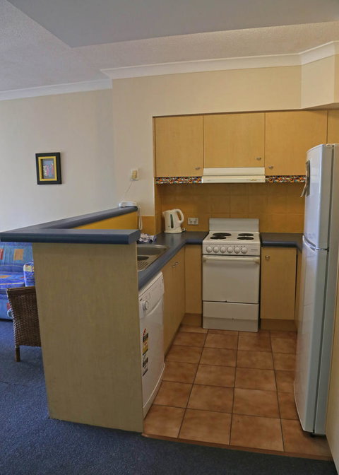 Aruba Beach Resort - Surfers Paradise Gold Coast 2