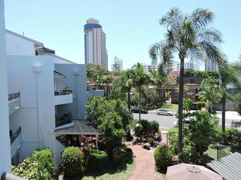 Grangewood Court Apartments - Surfers Paradise Gold Coast 10