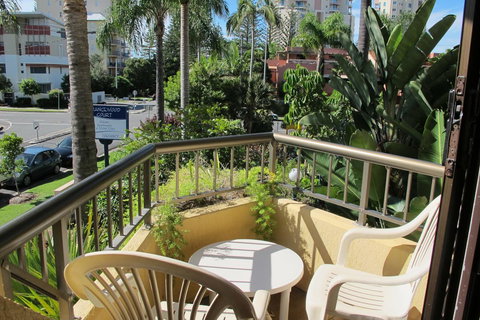 Grangewood Court Apartments - Surfers Paradise Gold Coast 7
