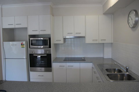 Grangewood Court Apartments - Surfers Paradise Gold Coast 3