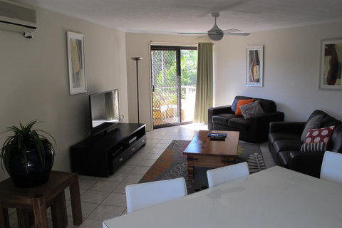 Grangewood Court Apartments - Surfers Paradise Gold Coast 13