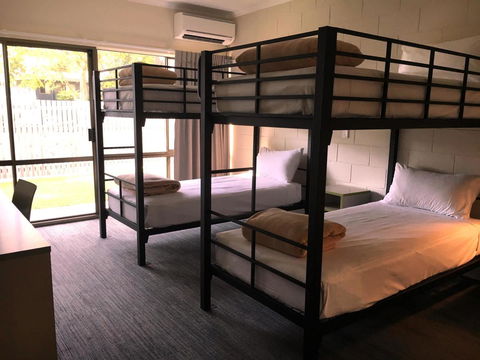 Kondari Hotel - Surfers Paradise Gold Coast 21