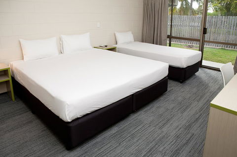 Kondari Hotel - Surfers Paradise Gold Coast 2