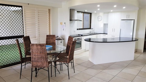 Gemini Court Holiday Apartments - Surfers Paradise Gold Coast 17