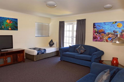 White Lace Motor Inn - Surfers Paradise Gold Coast 29