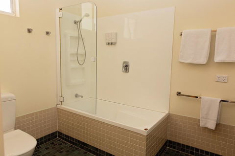 White Lace Motor Inn - Surfers Paradise Gold Coast 12