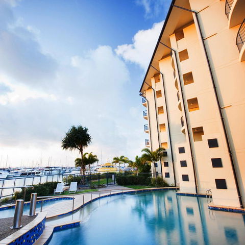 Mantra Hervey Bay - Surfers Paradise Gold Coast 11