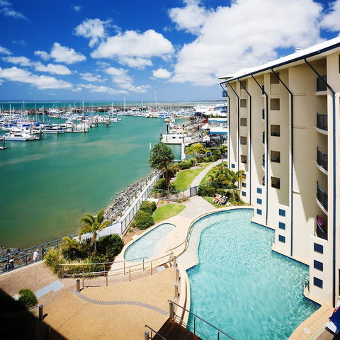 Mantra Hervey Bay - Surfers Paradise Gold Coast 18
