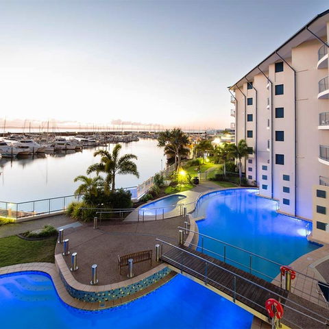 Mantra Hervey Bay - Surfers Paradise Gold Coast 21