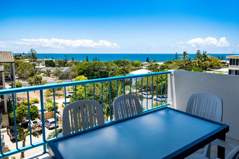 Burgess @ Kings Beach Apartments - Surfers Paradise Gold Coast 25