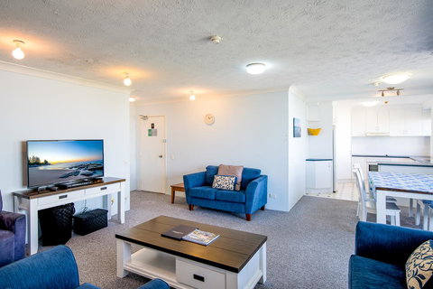 Burgess @ Kings Beach Apartments - Surfers Paradise Gold Coast 28