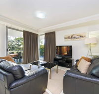 On the Bay Apartments - Surfers Paradise Gold Coast