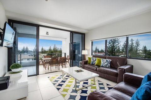 Ultra Broadbeach - Surfers Paradise Gold Coast 11