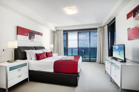 Ultra Broadbeach - Surfers Paradise Gold Coast 13