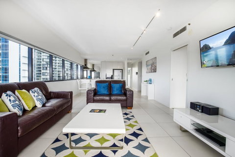 Ultra Broadbeach - Surfers Paradise Gold Coast 10