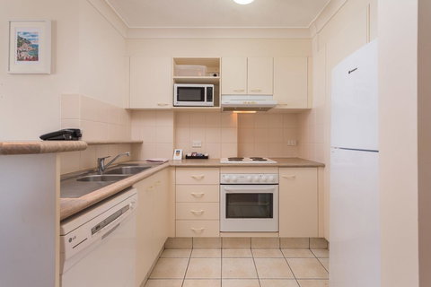 Ocean Royale - Surfers Paradise Gold Coast 36