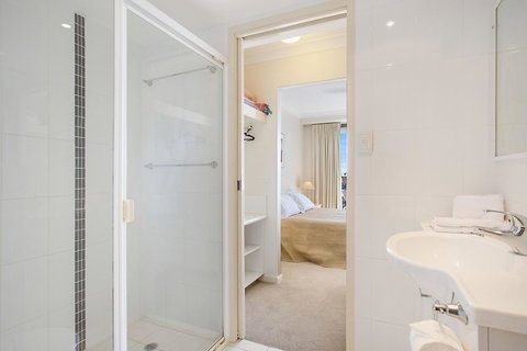 Ocean Royale - Surfers Paradise Gold Coast 31
