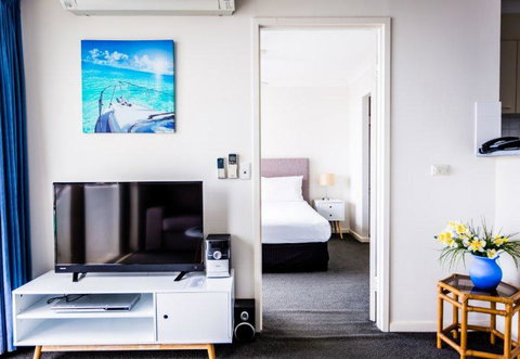 Ocean Royale - Surfers Paradise Gold Coast 9