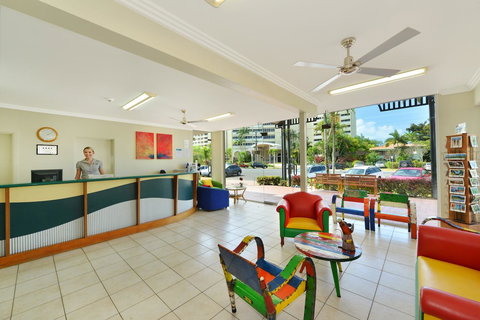 Cairns Queenslander Hotel & Apartments - Surfers Paradise Gold Coast 5