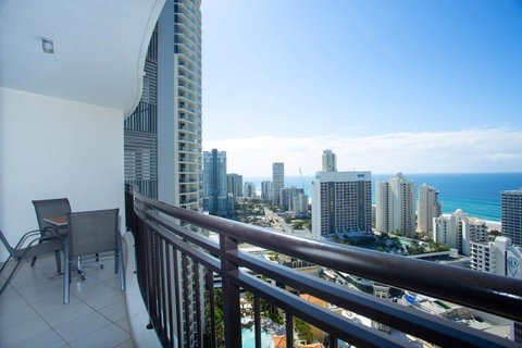 Chevron Renaissance - Private Apartments - Surfers Paradise Gold Coast 17