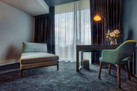 Eatons Hill Hotel - Surfers Paradise Gold Coast 21