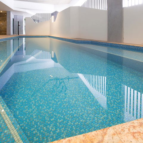 Eatons Hill Hotel - Surfers Paradise Gold Coast 1