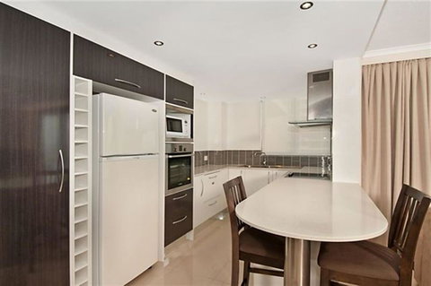 Boulevard Towers On Broadbeach - Surfers Paradise Gold Coast 17