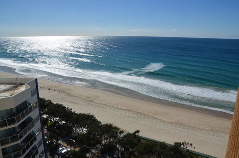 Zenith Ocean Front Apartments - Surfers Paradise Gold Coast 41