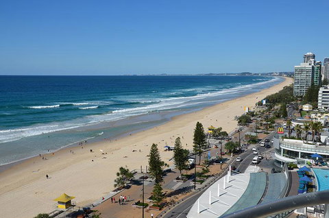 Zenith Ocean Front Apartments - Surfers Paradise Gold Coast 19