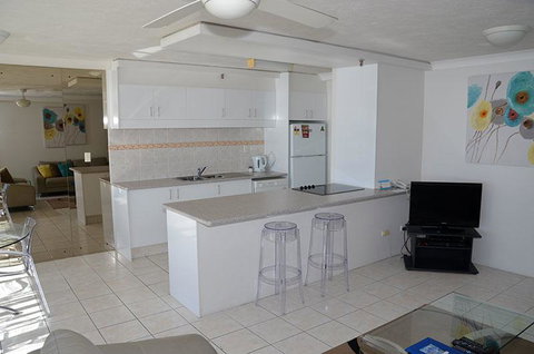 Zenith Ocean Front Apartments - Surfers Paradise Gold Coast 42