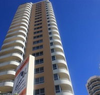 Zenith Ocean Front Apartments - Surfers Paradise Gold Coast
