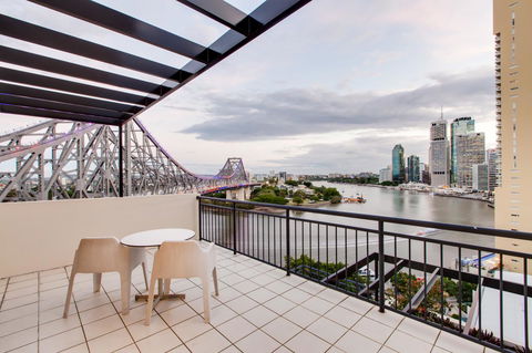 Oakwood Hotel & Apartments Brisbane - Surfers Paradise Gold Coast 1