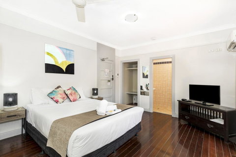 City Palms Brisbane - Surfers Paradise Gold Coast 9