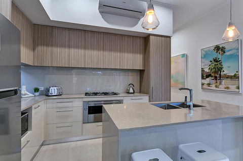 Oceans Edge Holiday Home - Surfers Paradise Gold Coast 8