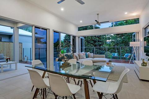 Oceans Edge Holiday Home - Surfers Paradise Gold Coast 7